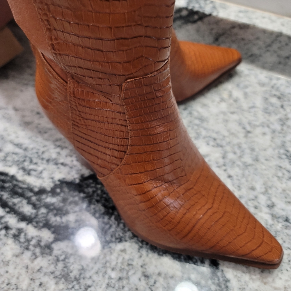 VINCE CAMUTO DEMERRI OVER-THE-KNEE BOOT SIZE 6 - Picture 10 of 12